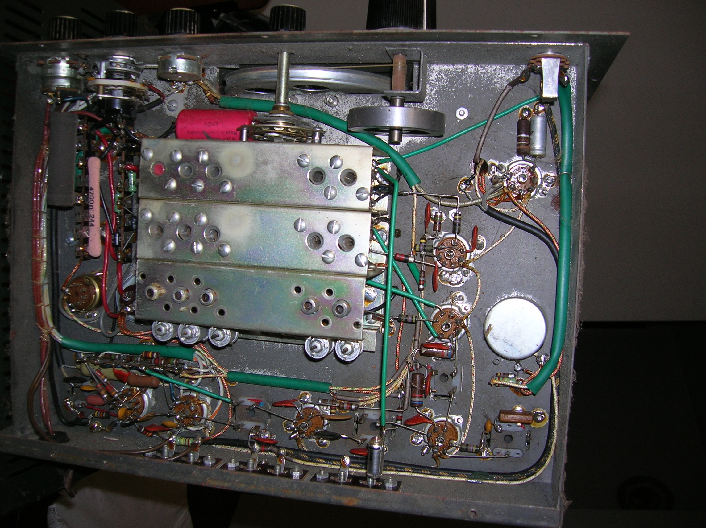 rx inferior Chasis inferior del receptor.